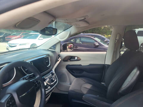 2017 Chrysler Pacifica Touring