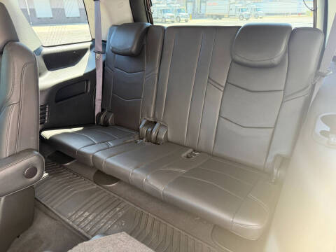 2016 Cadillac Escalade Standard