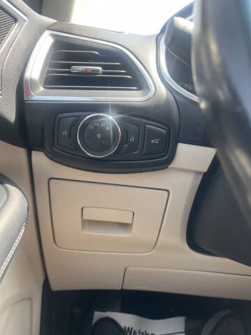 2017 Ford Edge Titanium