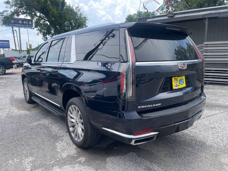 2022 Cadillac Escalade ESV Premium Luxury