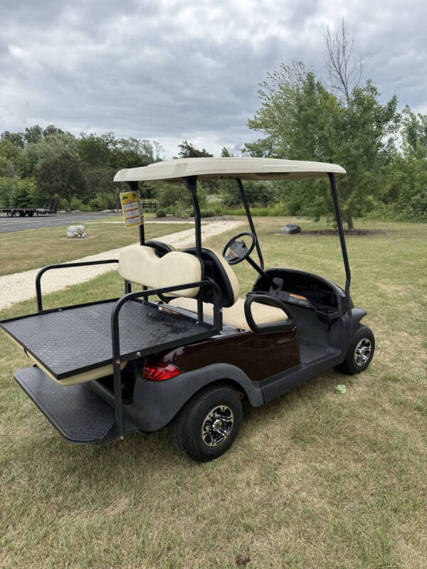 2012 Club Car Precedent