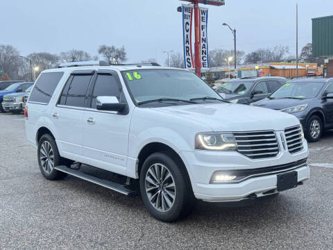 2016 Lincoln Navigator Select