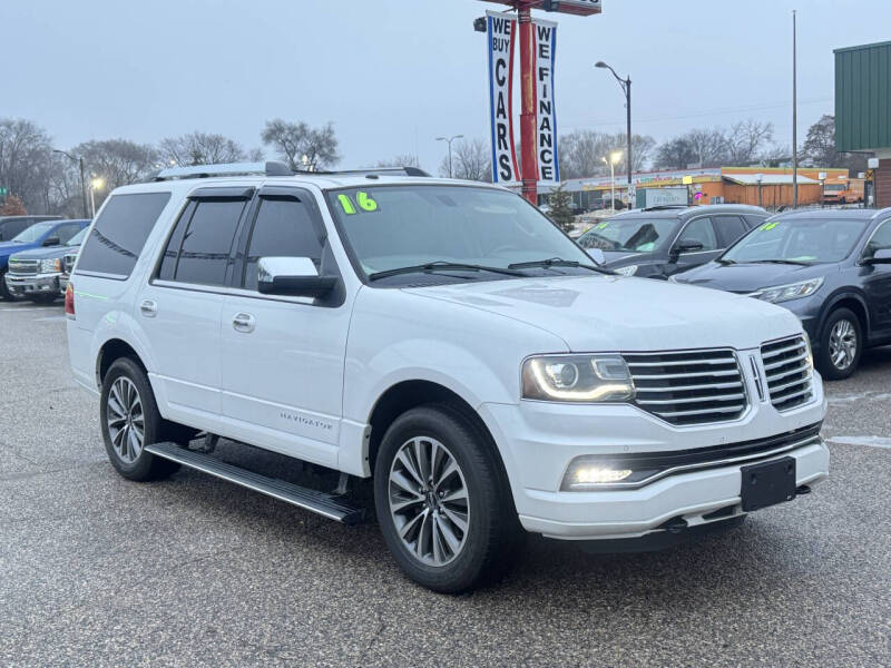 2016 Lincoln Navigator Select