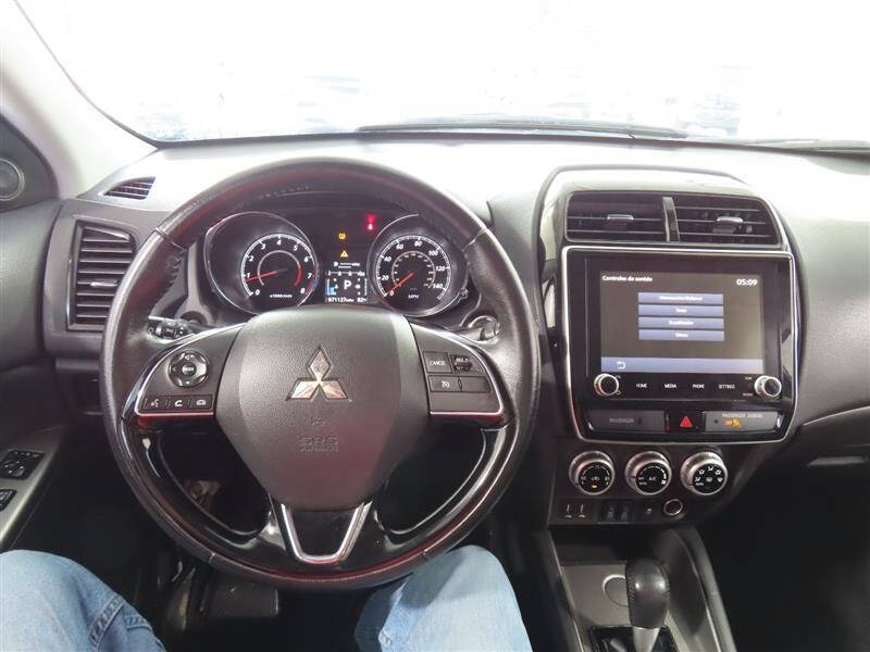 2020 Mitsubishi Outlander Sport SE