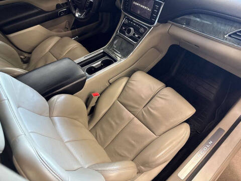 2017 Lincoln Continental Reserve