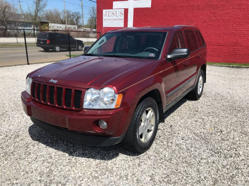 2007 Jeep Grand Cherokee for sale at CASE AVE MOTORS INC in Akron OH