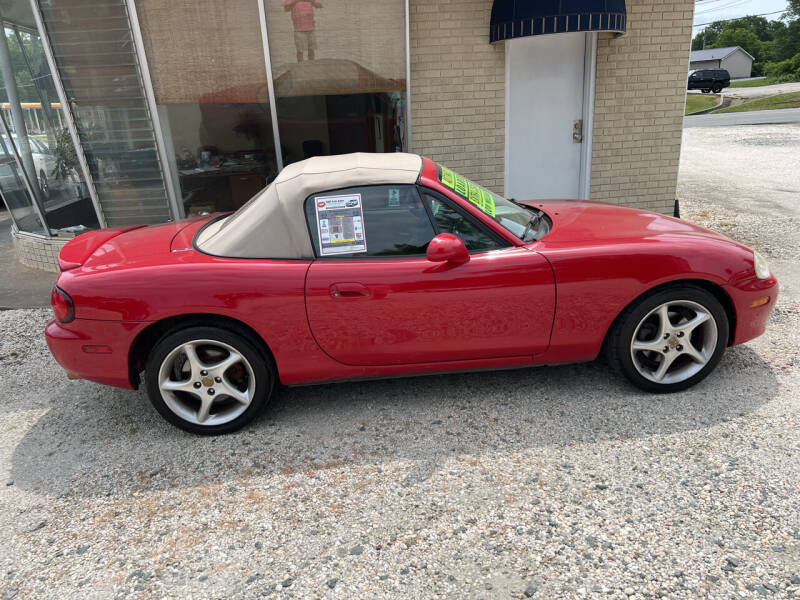 2001 Mazda MX-5 LS photo 2