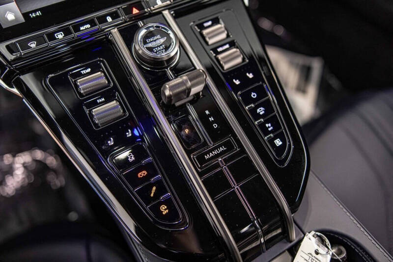 2026 Aston Martin Vantage