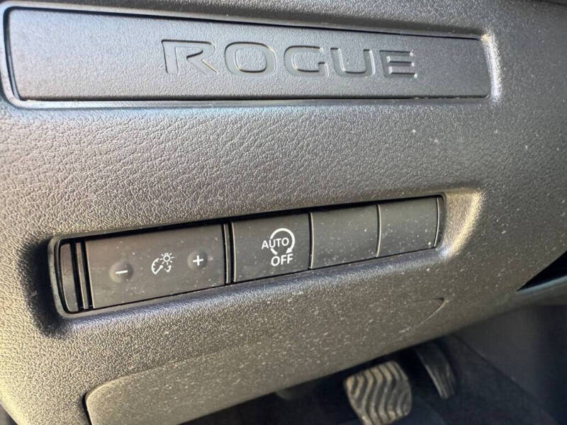 2025 Nissan Rogue S