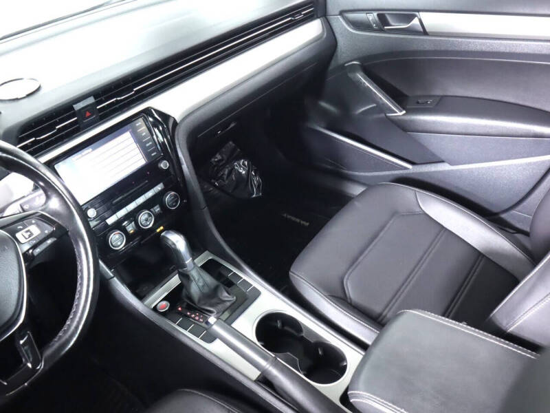 2020 Volkswagen Passat SE