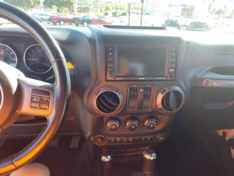 2013 Jeep Wrangler Sahara
