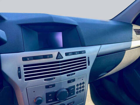 2008 Saturn Astra XR