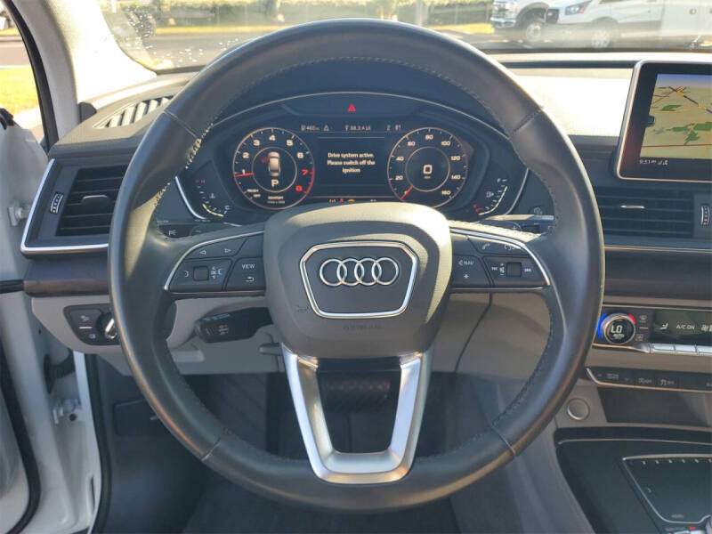 2020 Audi Q5 quattro Premium Plus 45 TFSI