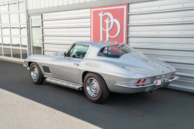 1967 Chevrolet Corvette 41