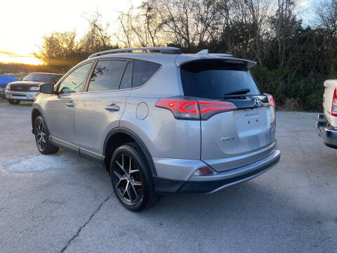 2017 Toyota RAV4 SE