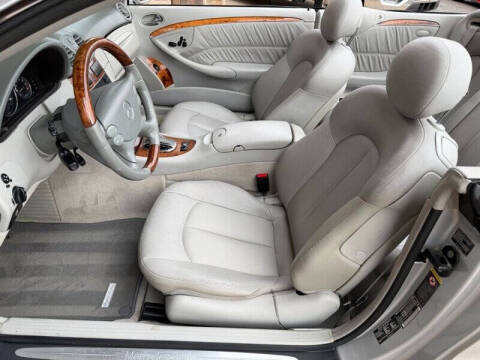 2005 Mercedes-Benz CLK CLK 320