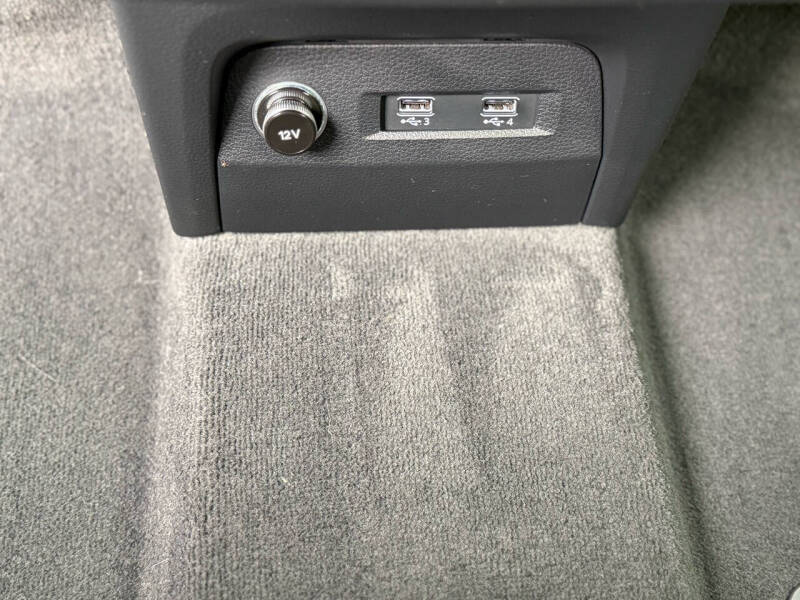 2019 Audi e-tron quattro Premium Plus