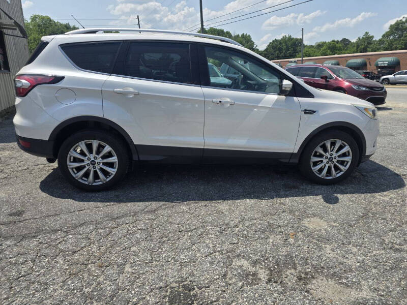 2017 Ford Escape Titanium