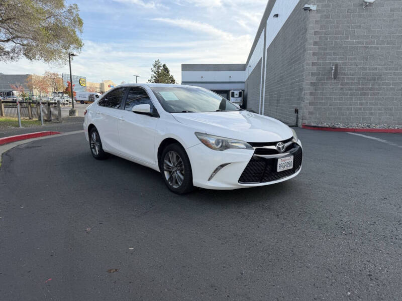 2017 Toyota Camry SE