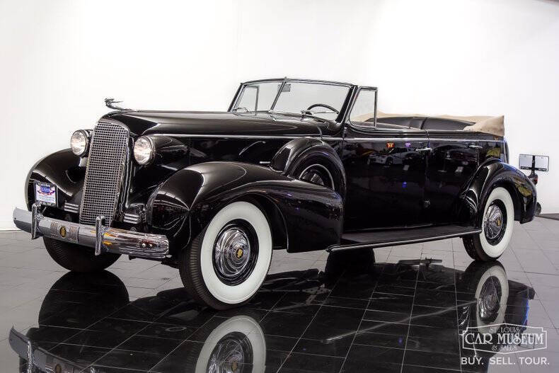1937 Cadillac Series 85