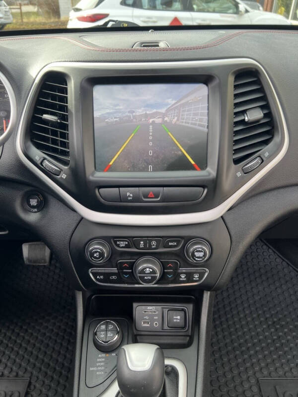 2018 Jeep Cherokee Trailhawk