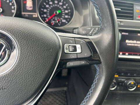 2015 Volkswagen e-Golf SEL Premium