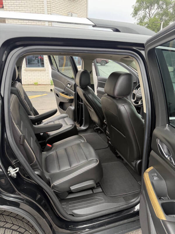 2017 GMC Acadia Denali