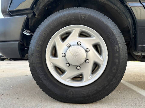 2014 Ford E-Series E-150 XL