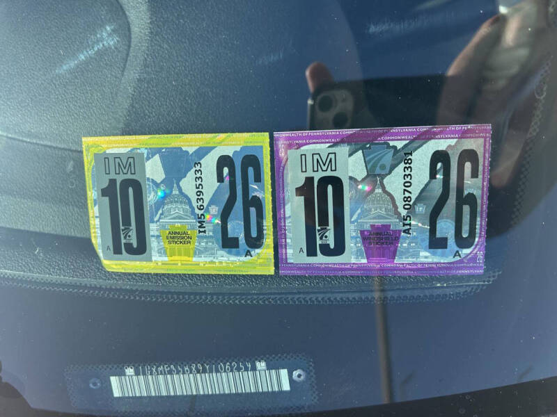 2009 Saturn SKY Ruby Red SE