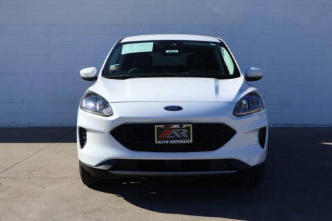 2021 Ford Escape Hybrid SE