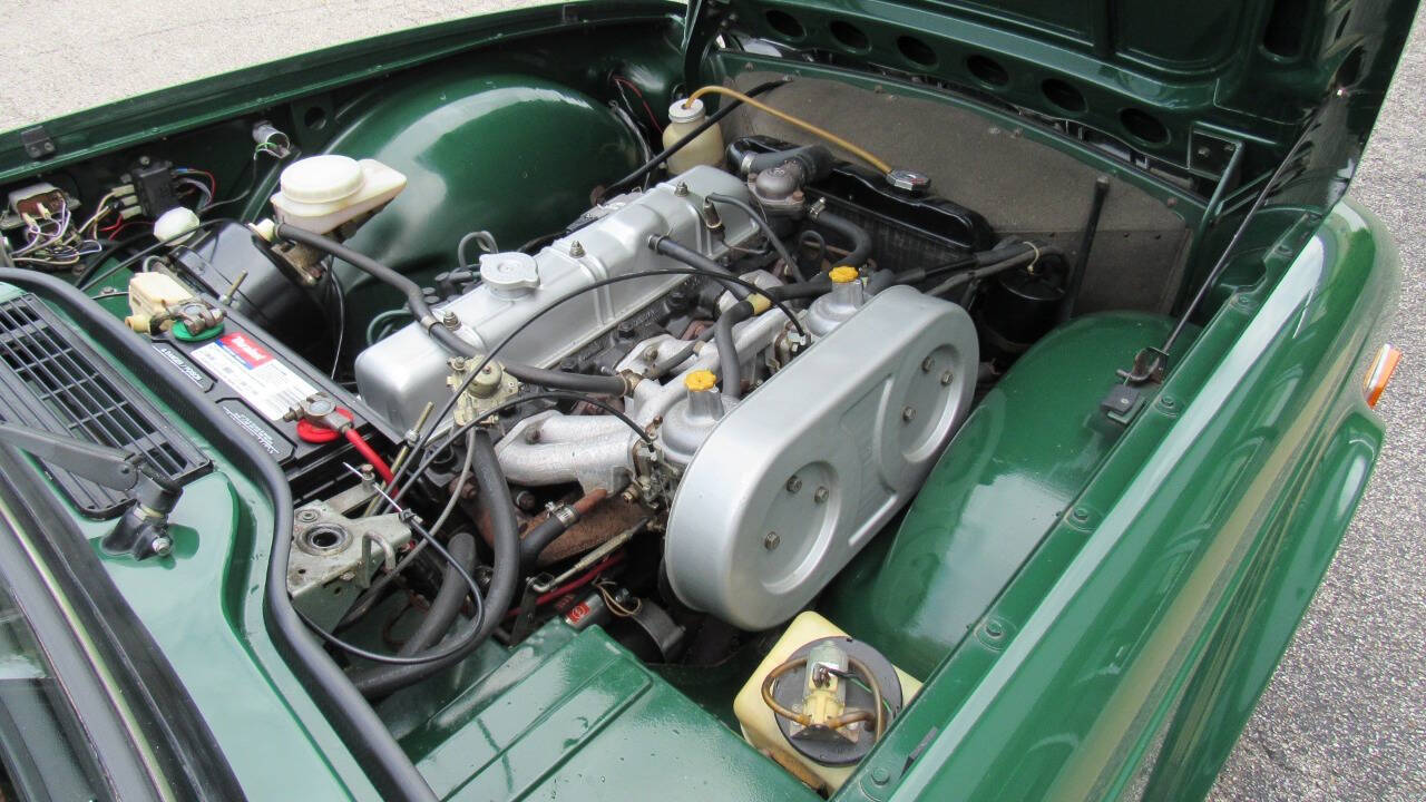 1976 Triumph TR6 15