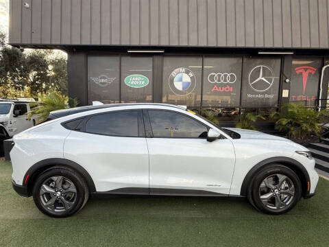 2021 Ford Mustang Mach-E Select