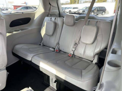 2021 Chrysler Pacifica Touring L