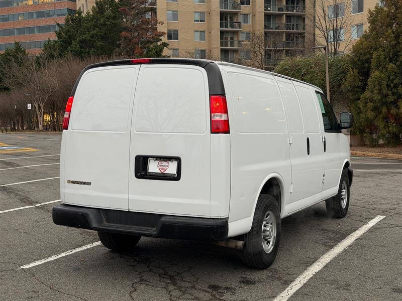 2021 Chevrolet Express 2500