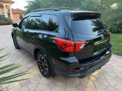 2020 Nissan Pathfinder SV