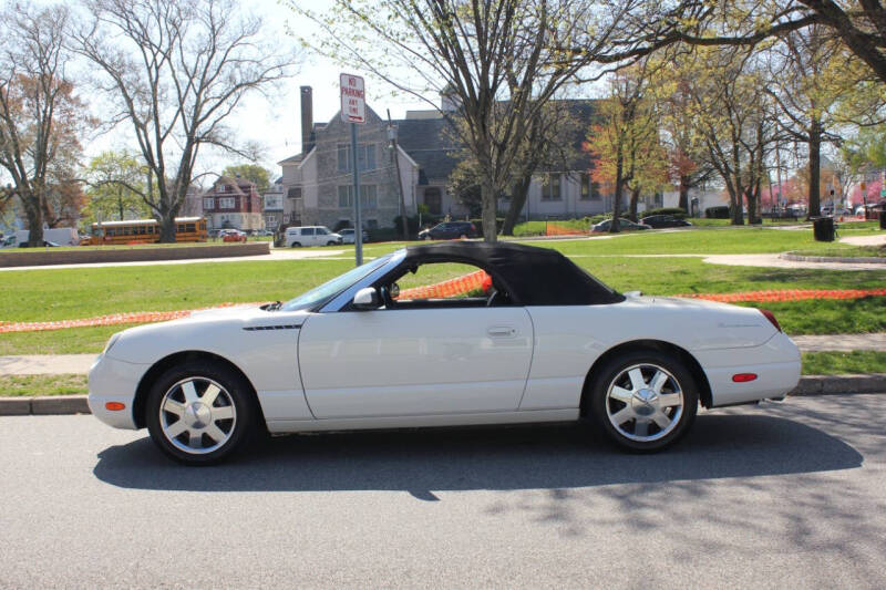 2002 Ford Thunderbird Deluxe