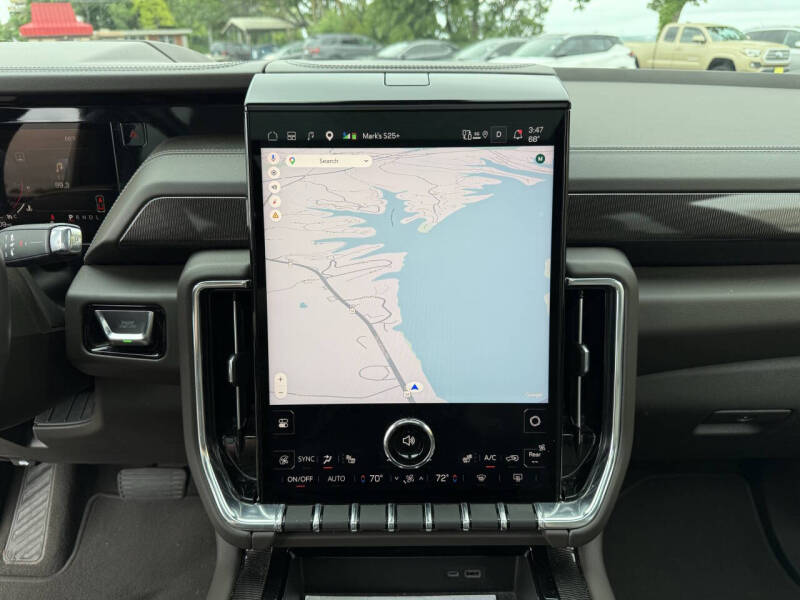 2025 GMC Yukon Elevation