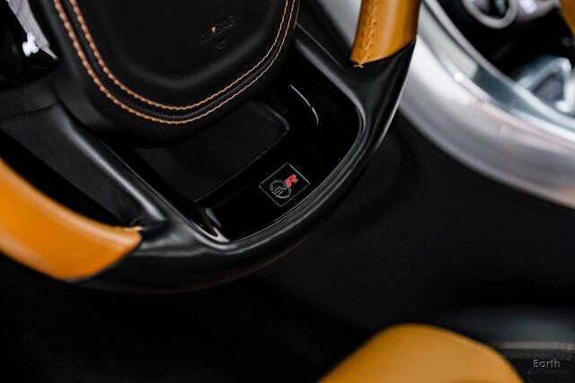 2020 Land Rover Range Rover Sport SVR