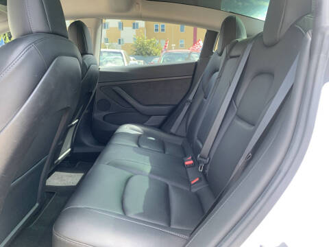 2022 Tesla Model 3 Long Range