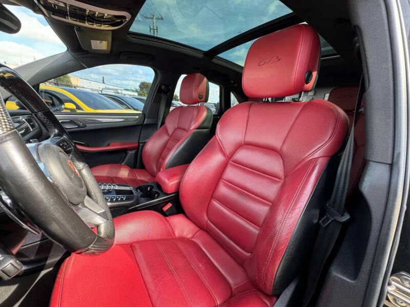 2017 Porsche Macan GTS