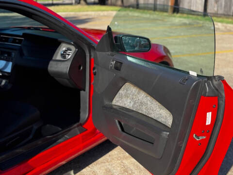 2013 Ford Mustang V6