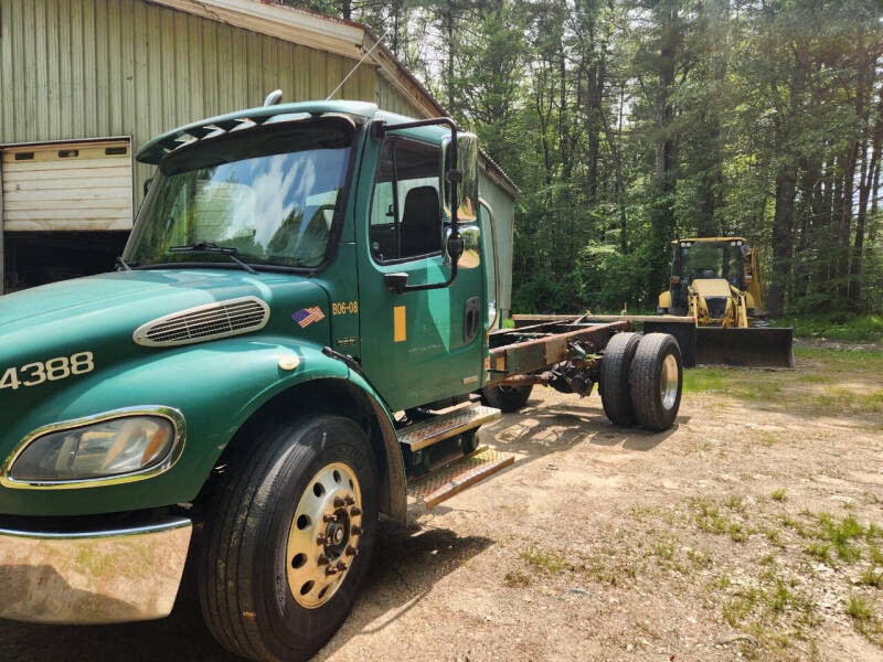 2006 Freightliner M2 106