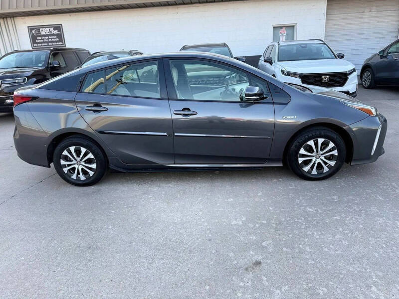2019 Toyota Prius XLE AWD-e