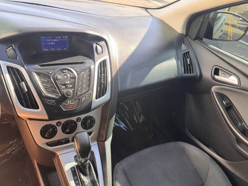 2013 Ford Focus SE