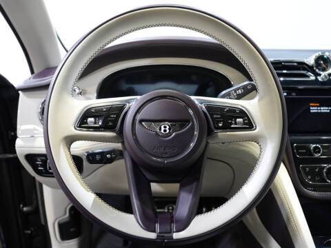 2023 Bentley Bentayga EWB