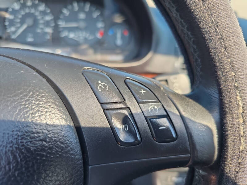 2005 BMW 3 Series 325Ci