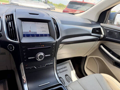 2019 Ford Edge Titanium
