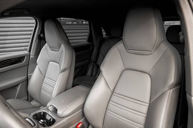 2022 Porsche Cayenne