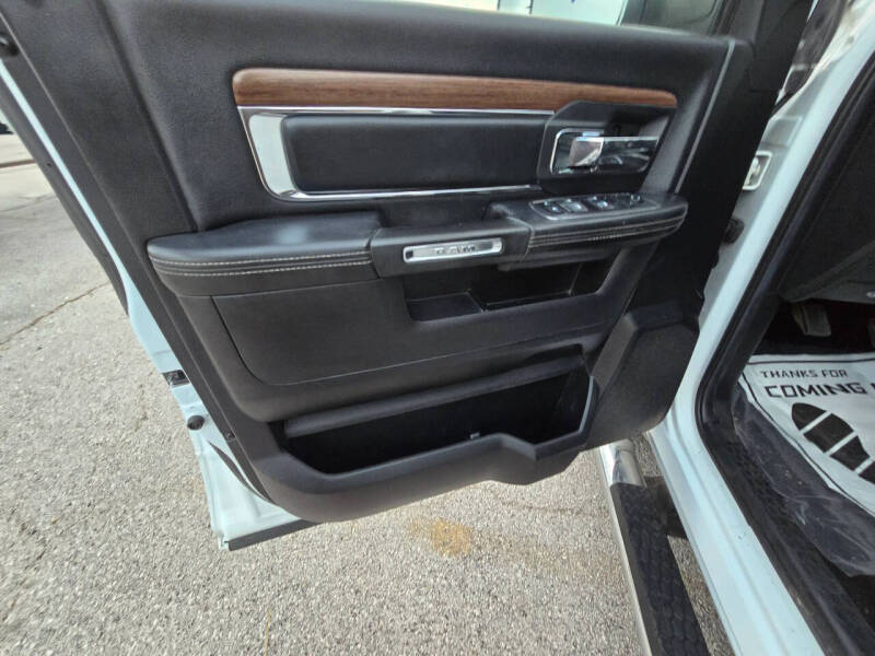 2014 RAM 1500 Laramie