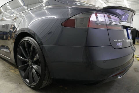 2015 Tesla Model S